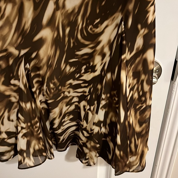 Plus size midi skirt - Picture 2 of 5